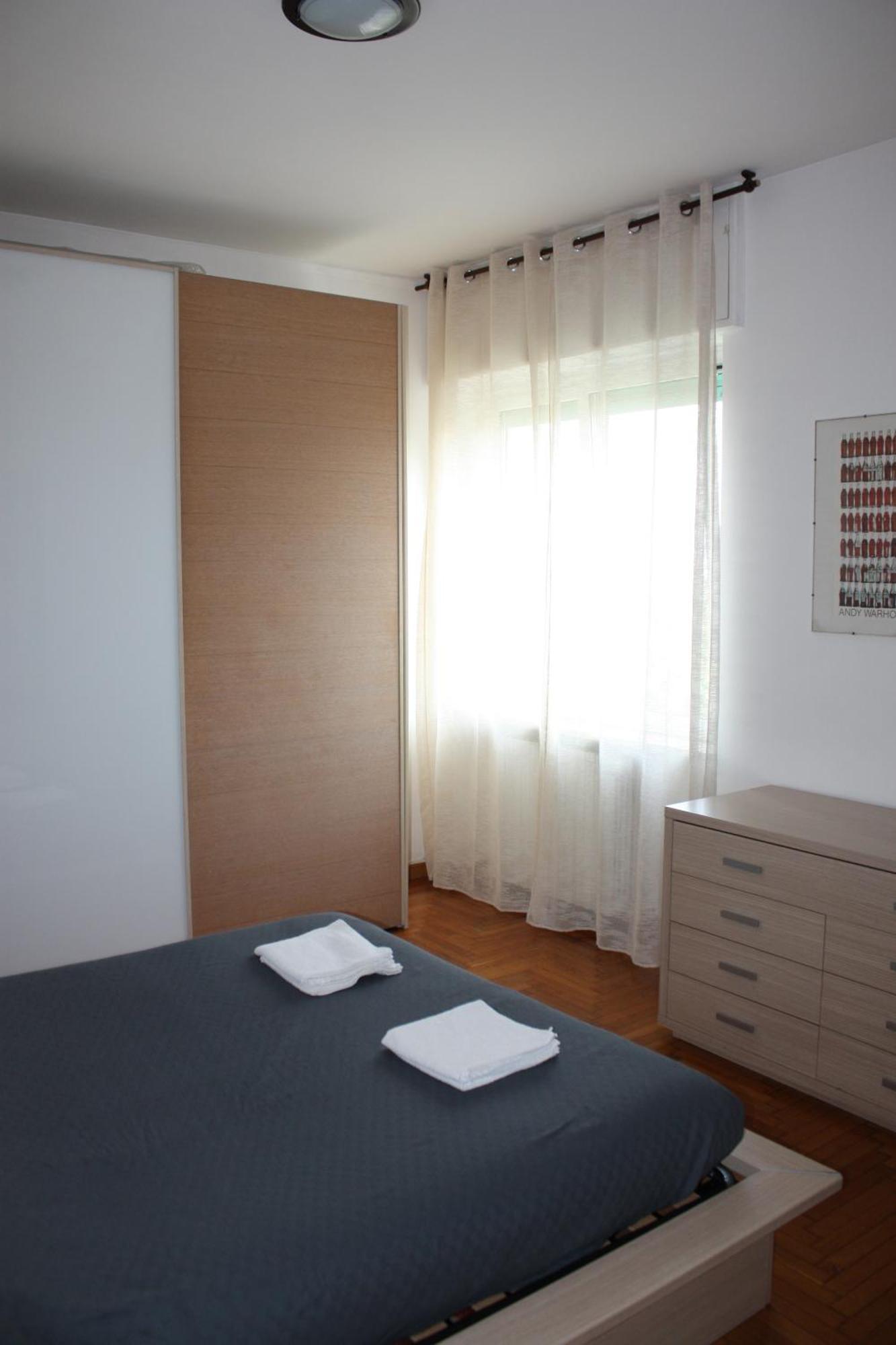 Elegante Appartamento Trilocale Milano Exterior foto
