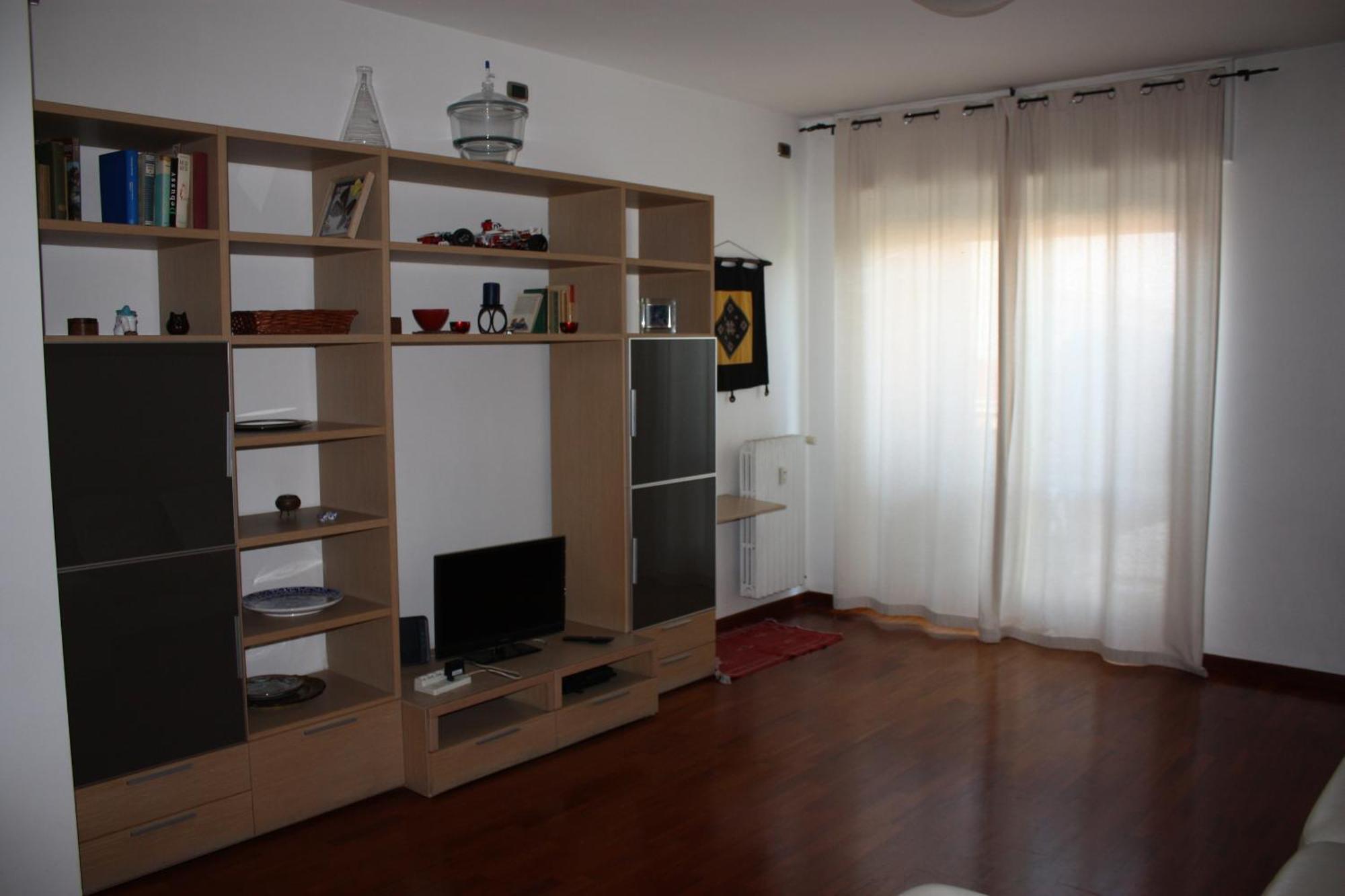 Elegante Appartamento Trilocale Milano Exterior foto
